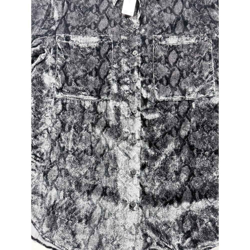 Pilcro Anthropologie Snakeskin Print Button Down Shirt NWT Sz L Oversized - Picture 5 of 7